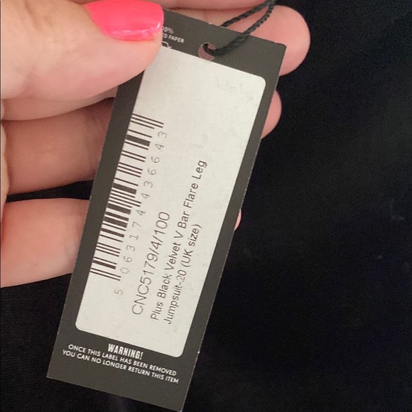 NWT PrettyLittleThing Black Velvet Jumpsuit sz 16 - Picture 5 of 9